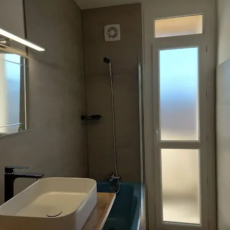 Plein Centre De D'agen * Valence (Tarn-et-Garonne)